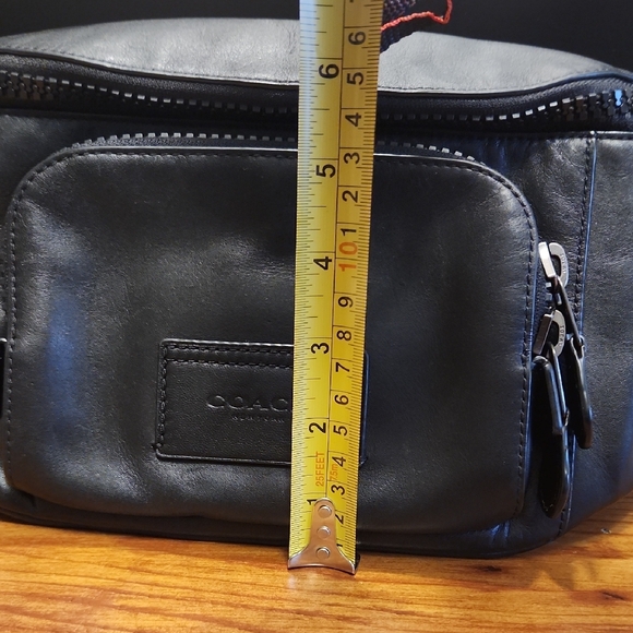 Coach Black Leather Belt Bag/Fanny Pack for Men - Picture 12 of 16